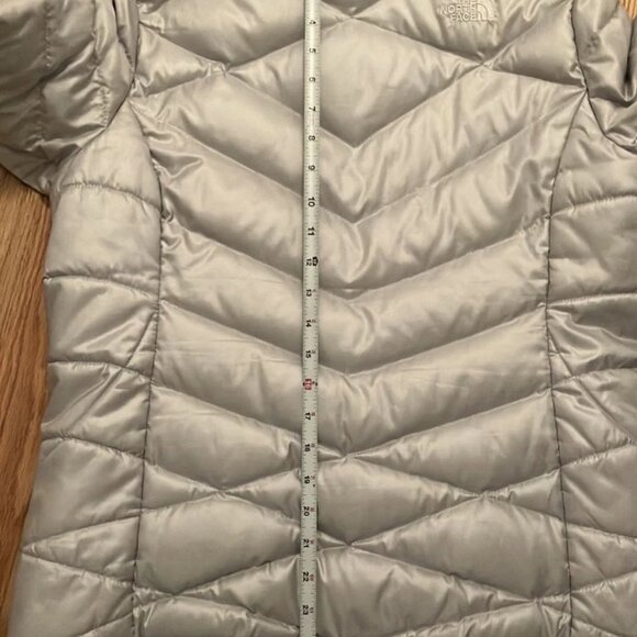 The North Face Women's Aconcagua Jacket, Grey Color, L - Picture 8 of 8